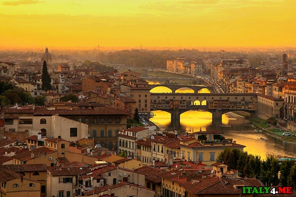 Panoramic view on Ponte Vecchio Bridge in Florence