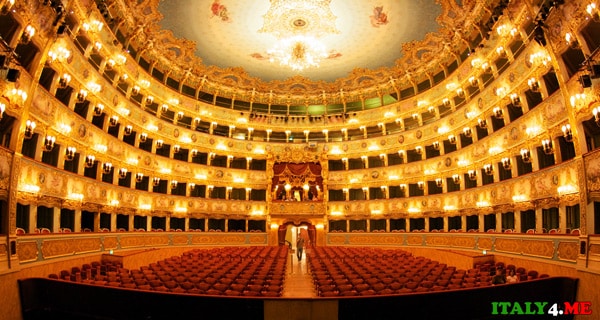 New Year's opera at Teatro La Felice in Venice