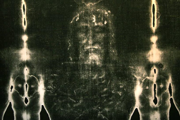 face of Christ on the Shroud of Turin