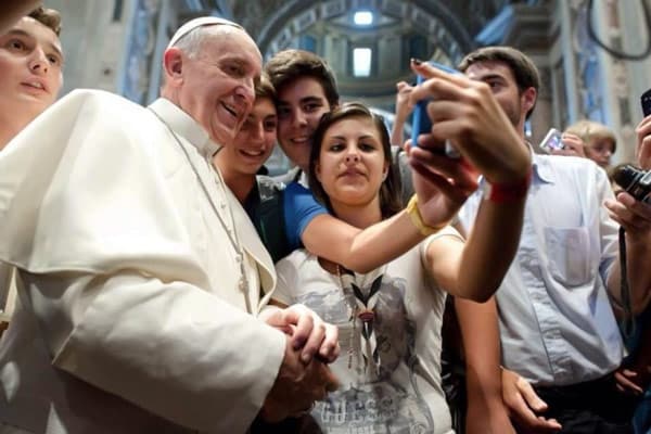 selfie with Pope Francis
