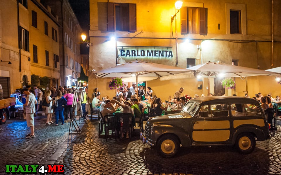 Carlo Menta is a popular inexpensive restaurant in the Trastevere area of Rome