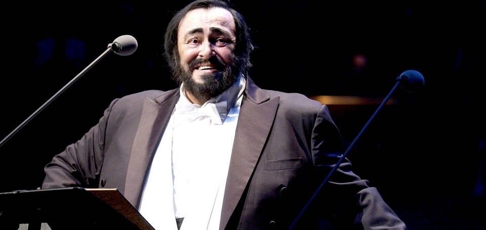 Tenor L. Pavarotti