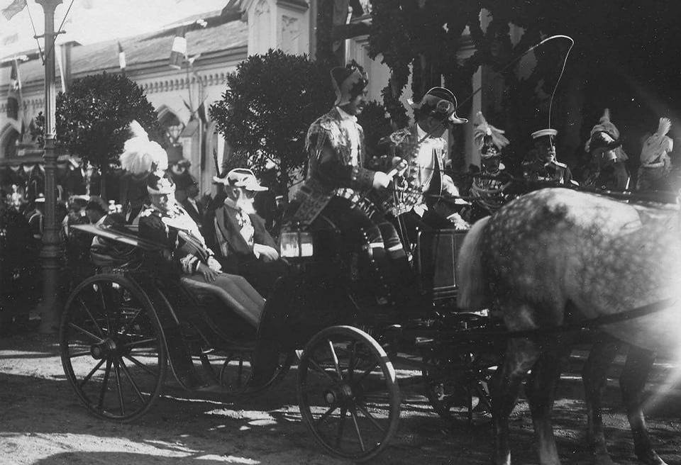King Victor Emmanuel III and his entourage