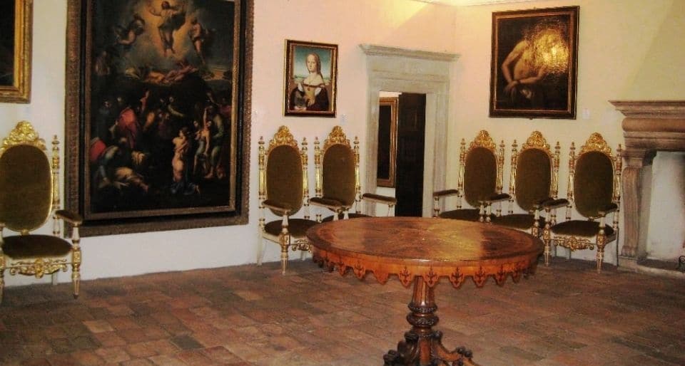 House-Museum of Raphael Santi Interior of Raphael Santi’s House-Museum in Urbino
