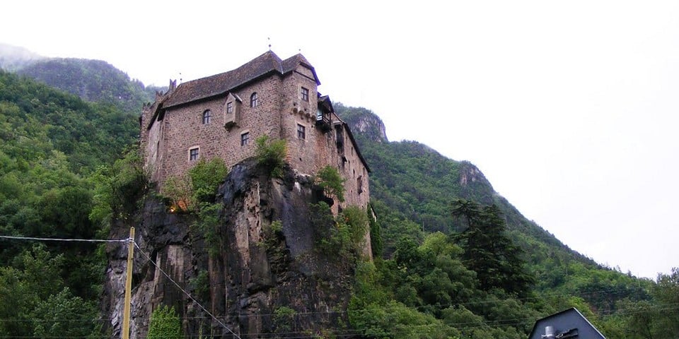Roncolo Castle