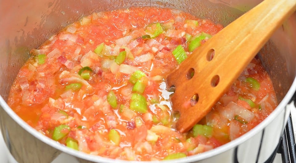 Minestrone cooking