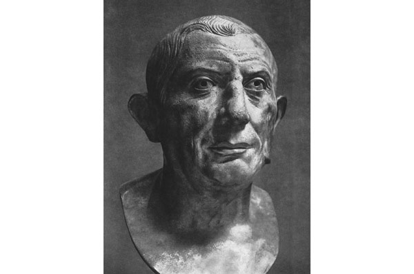 statue of the cunning usurer Pompeii Caecilius Jucunda