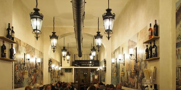 traditional Jewish restaurant in Rome Nonna Betta